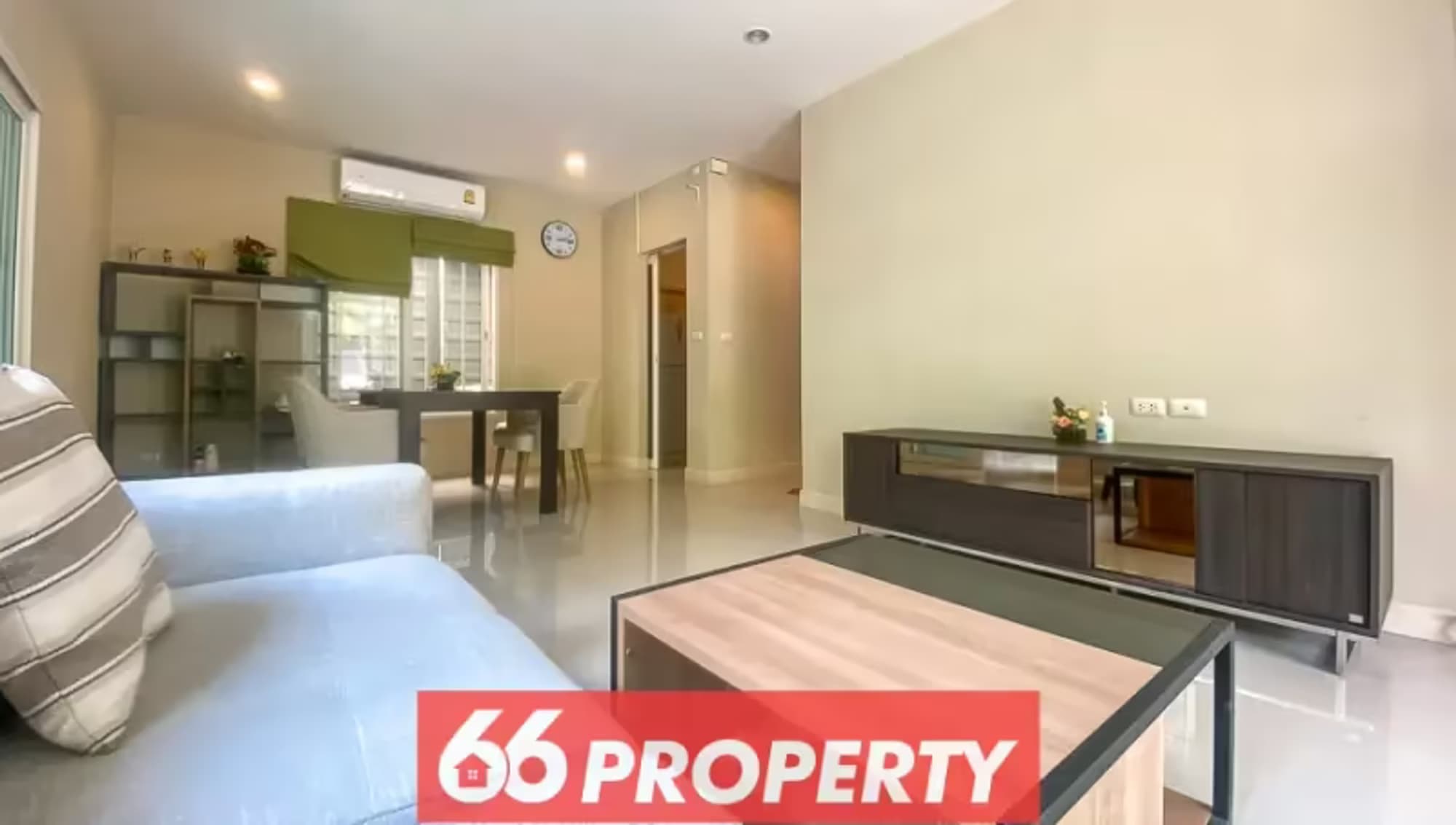 4 Bedroom House - Image 14