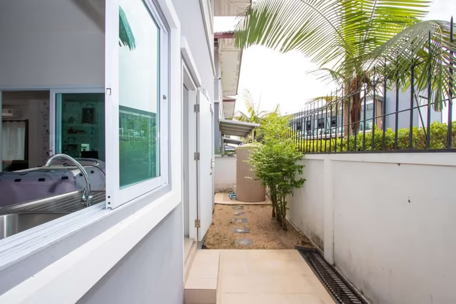 House for Sale in Ton Pao, San Kamphaeng. - Image 6