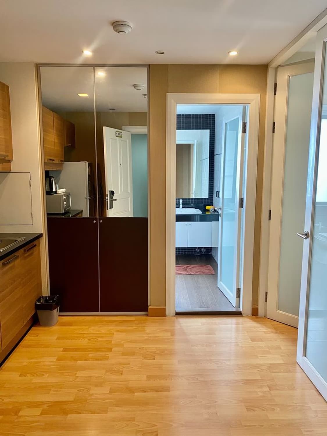 1 Bed Condo for Rent in Khlong Toei - Image 5