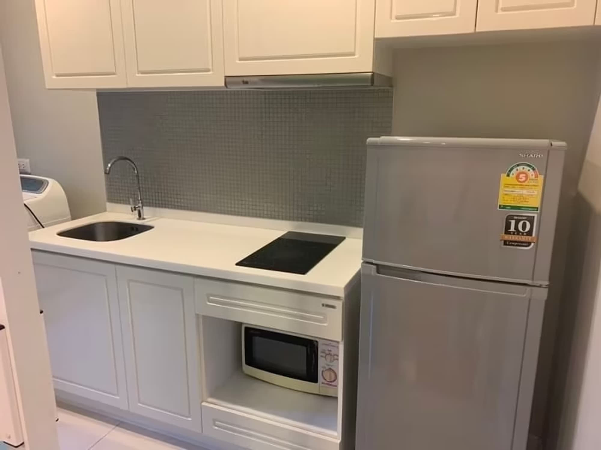 1 Bedroom Condo for Rent - Image 2