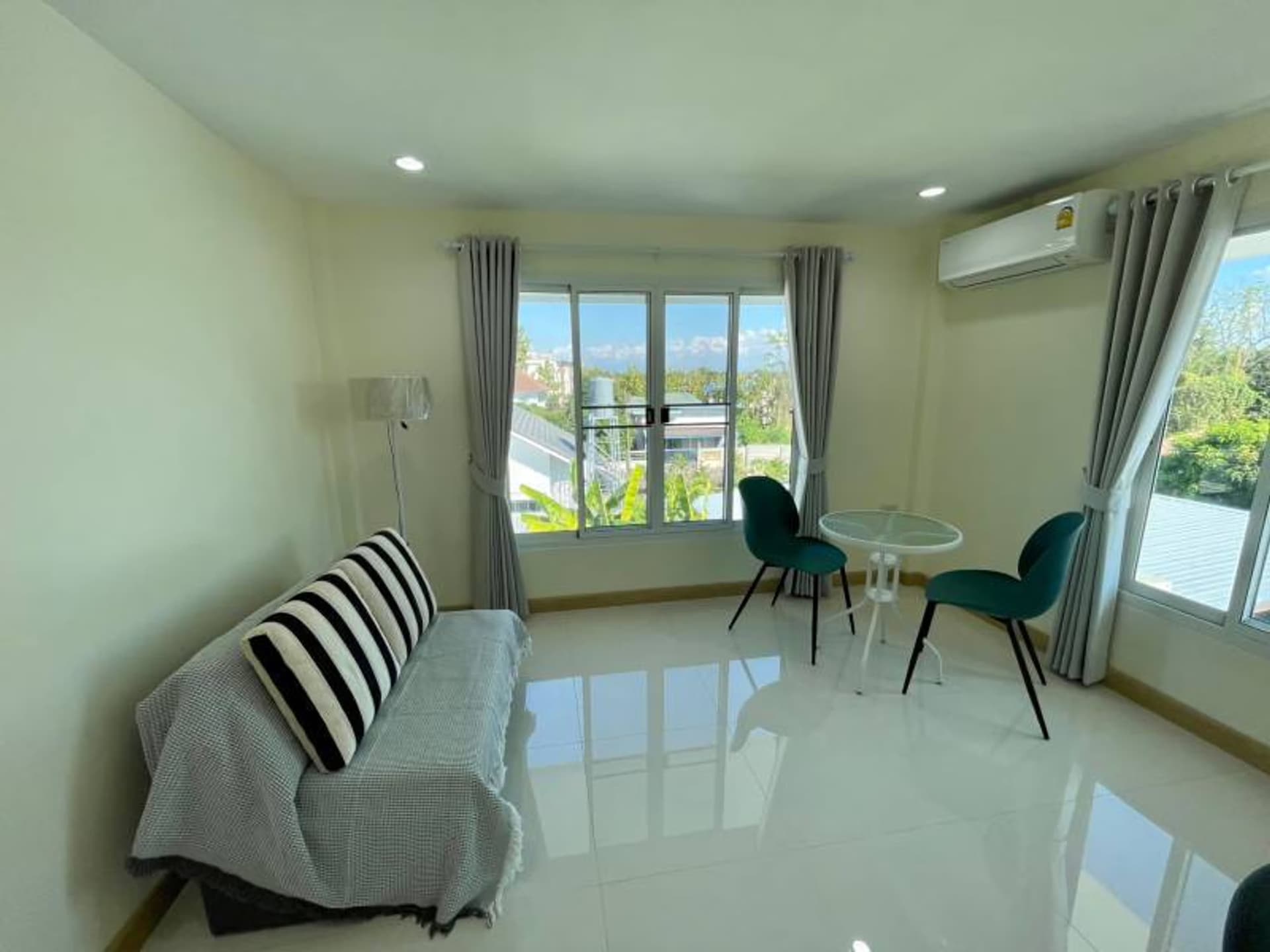 Townhome for rent/sale - Image 5