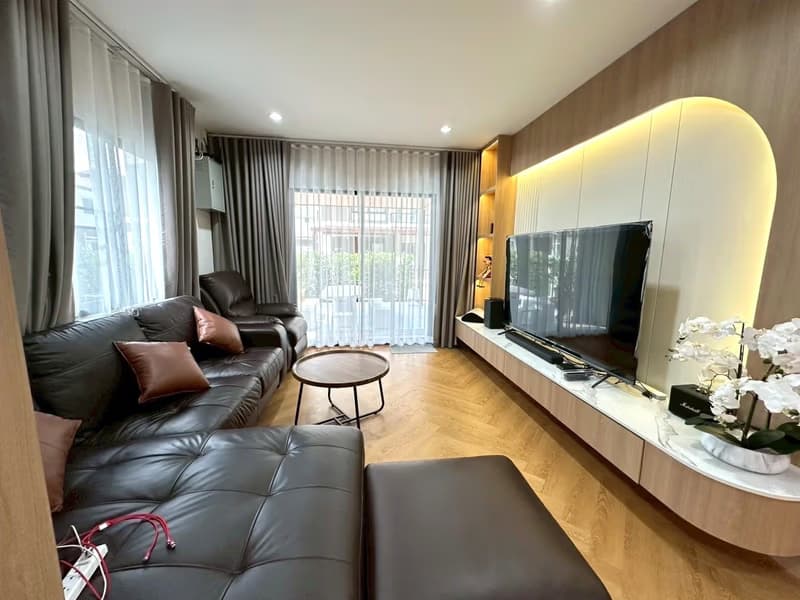 4 Bed House for Rent in Hang Dong