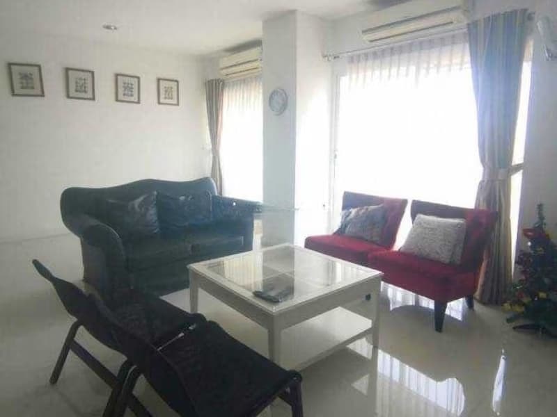 3 Bed Condo for Rent and Sale  Near Si Kritha MRT