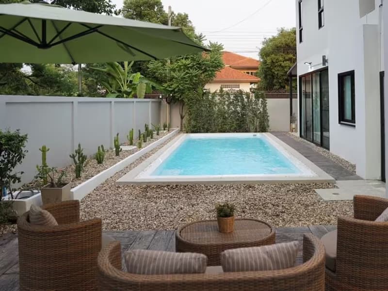 Nordic Pool Villa