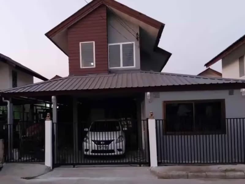 4 Bedroom House