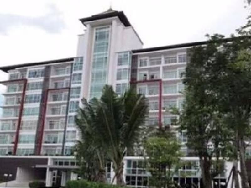 Code 552 Luxury Condo close to Mountain