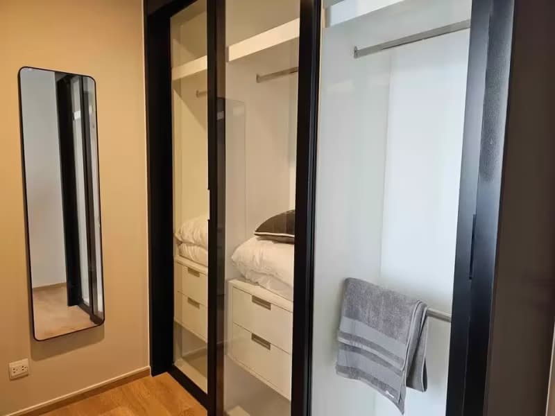 1 Bedroom Condo