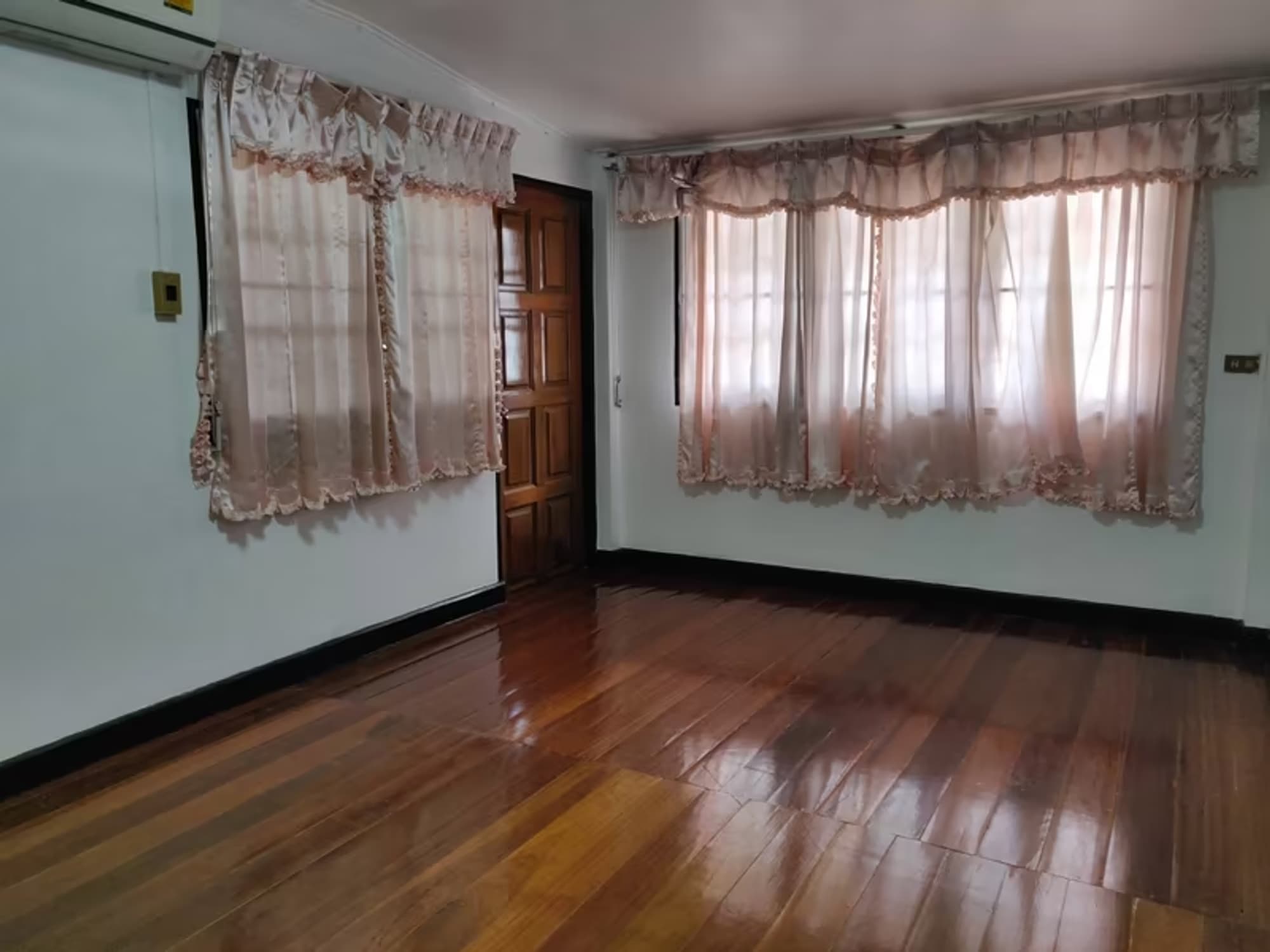House for Rent in Huai Khwang. - Image 21