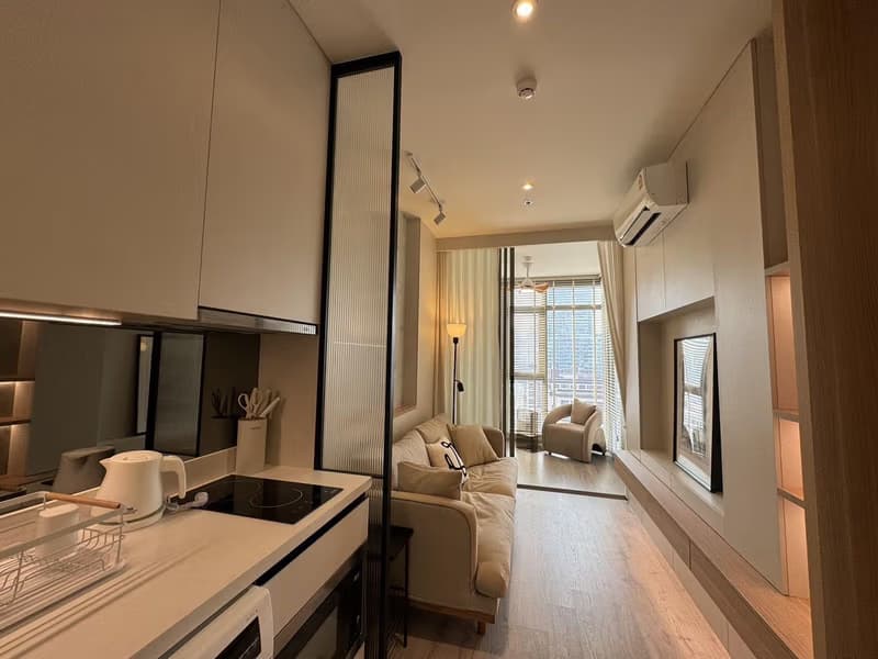 1 Bedroom Condo