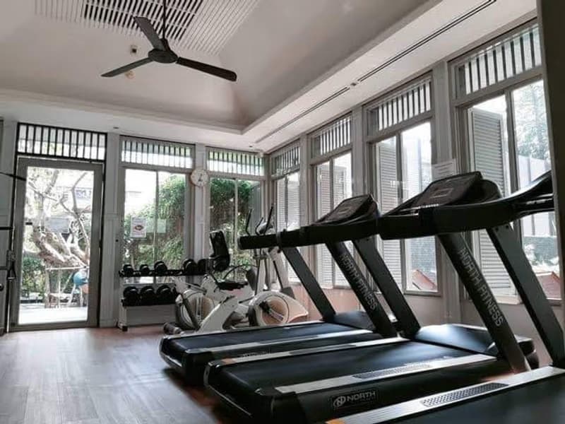 1 Bedroom Condo