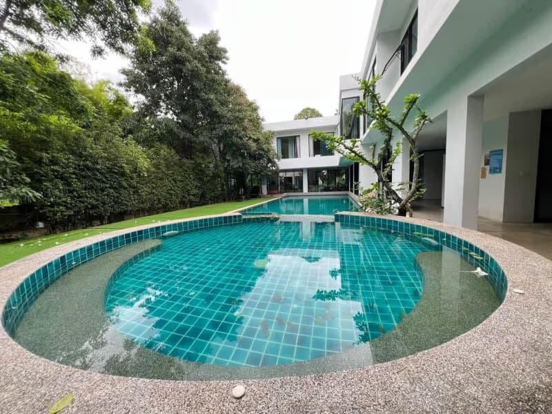 7 Bed House for Rent and Sale in Mueang Chiang Mai