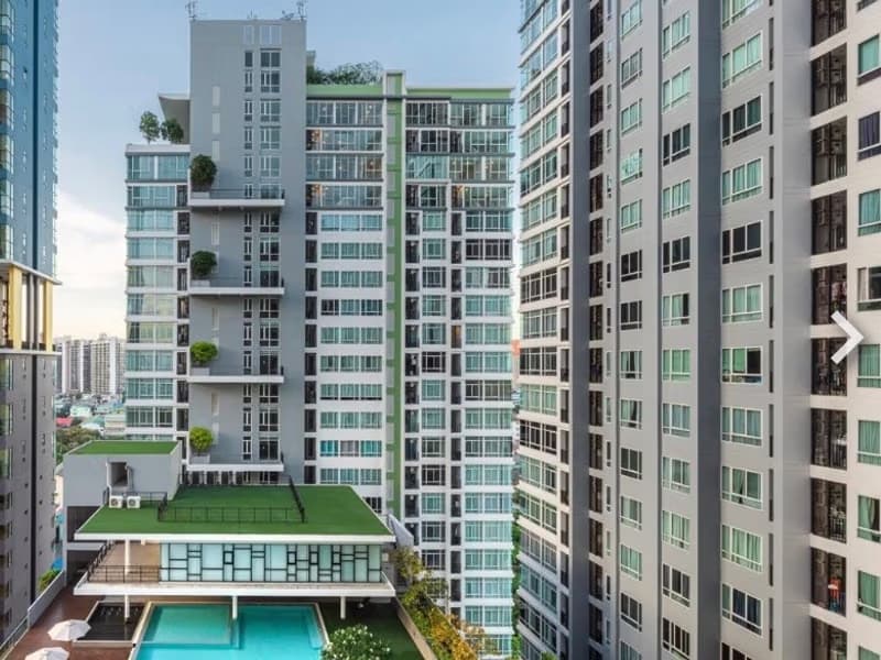 1 Bed Condo for Sale  Near Udom Suk BTS