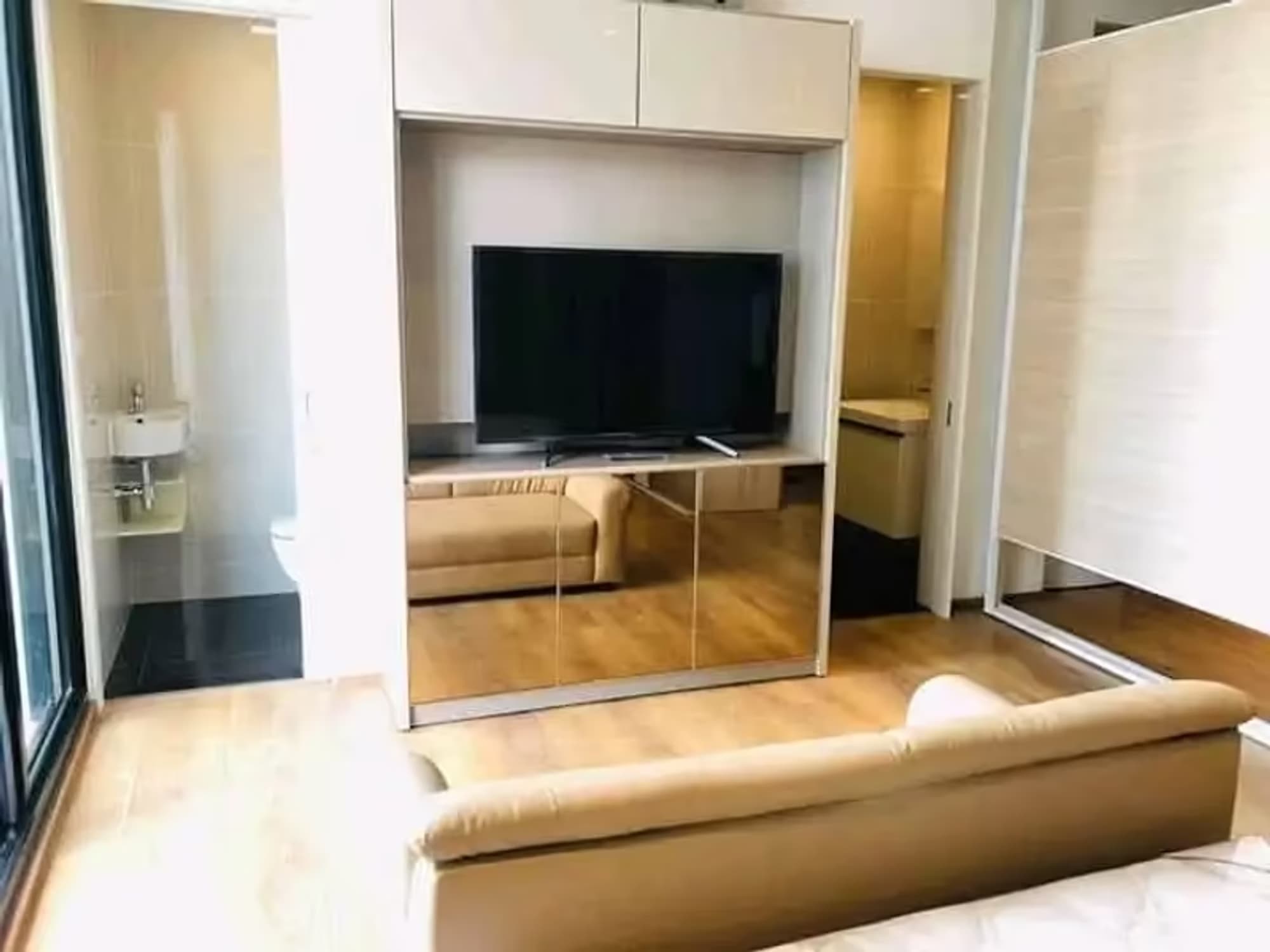 1 Bedroom Condo - Image 5
