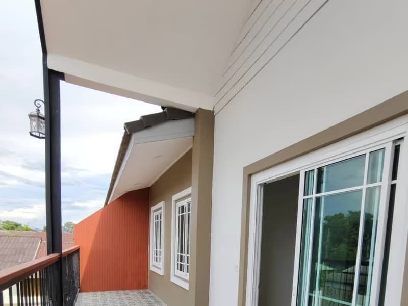 4 Bed House for Sale in Saraphi