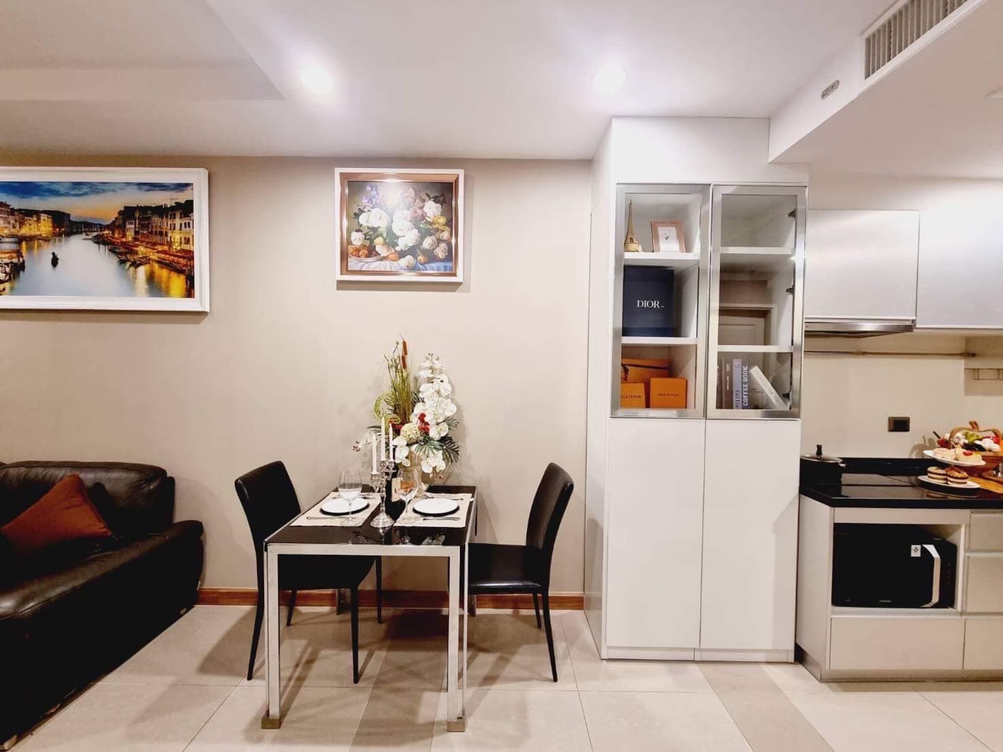 1 Bed Condo for Rent and Sale  Near Thailand Cultural Centre MRT - Image 2