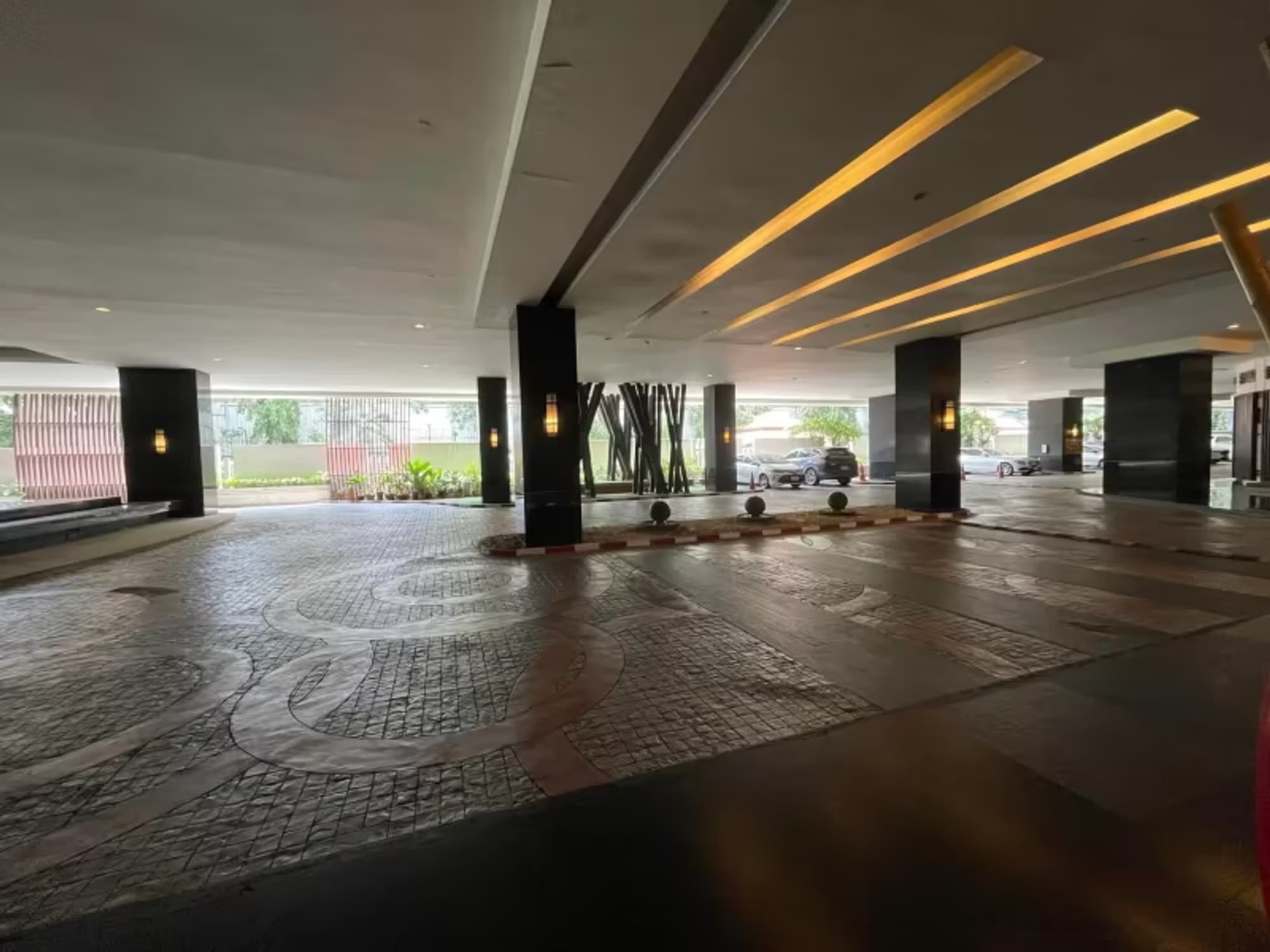 Condo for Rent at Sathorn Gardens - Image 9