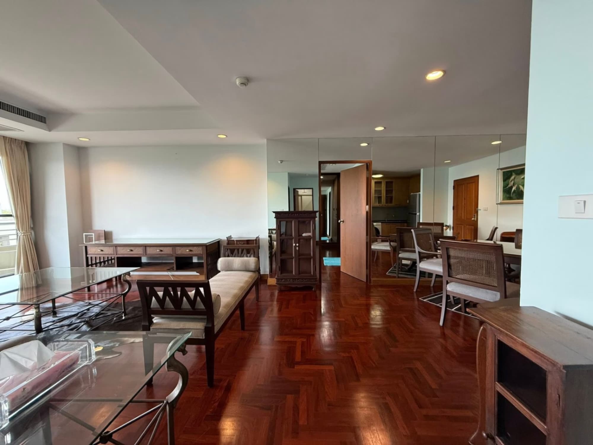 2 Bed Condo for Rent in Sathon - Image 5