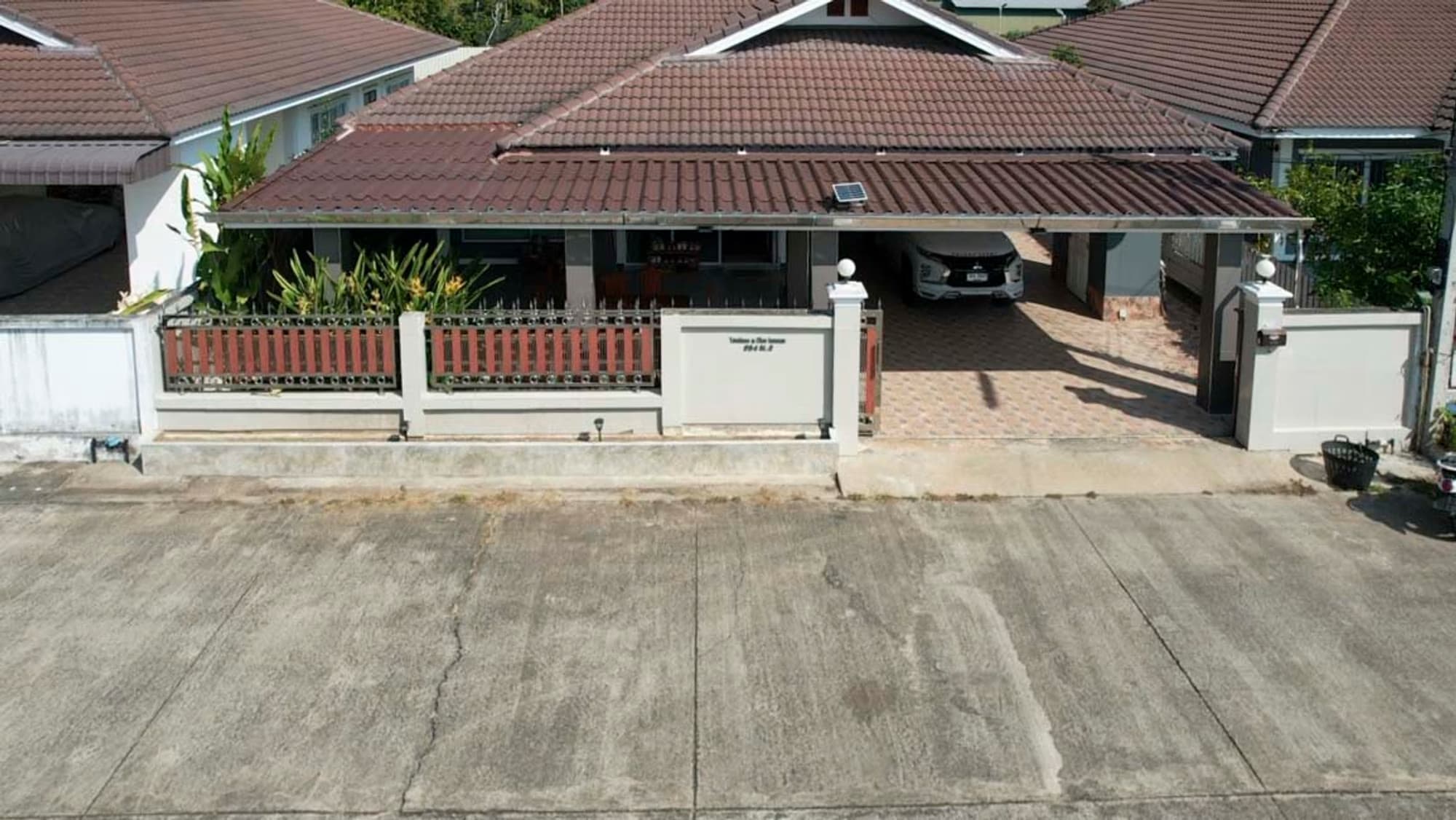 3 Bedroom House - Image 3