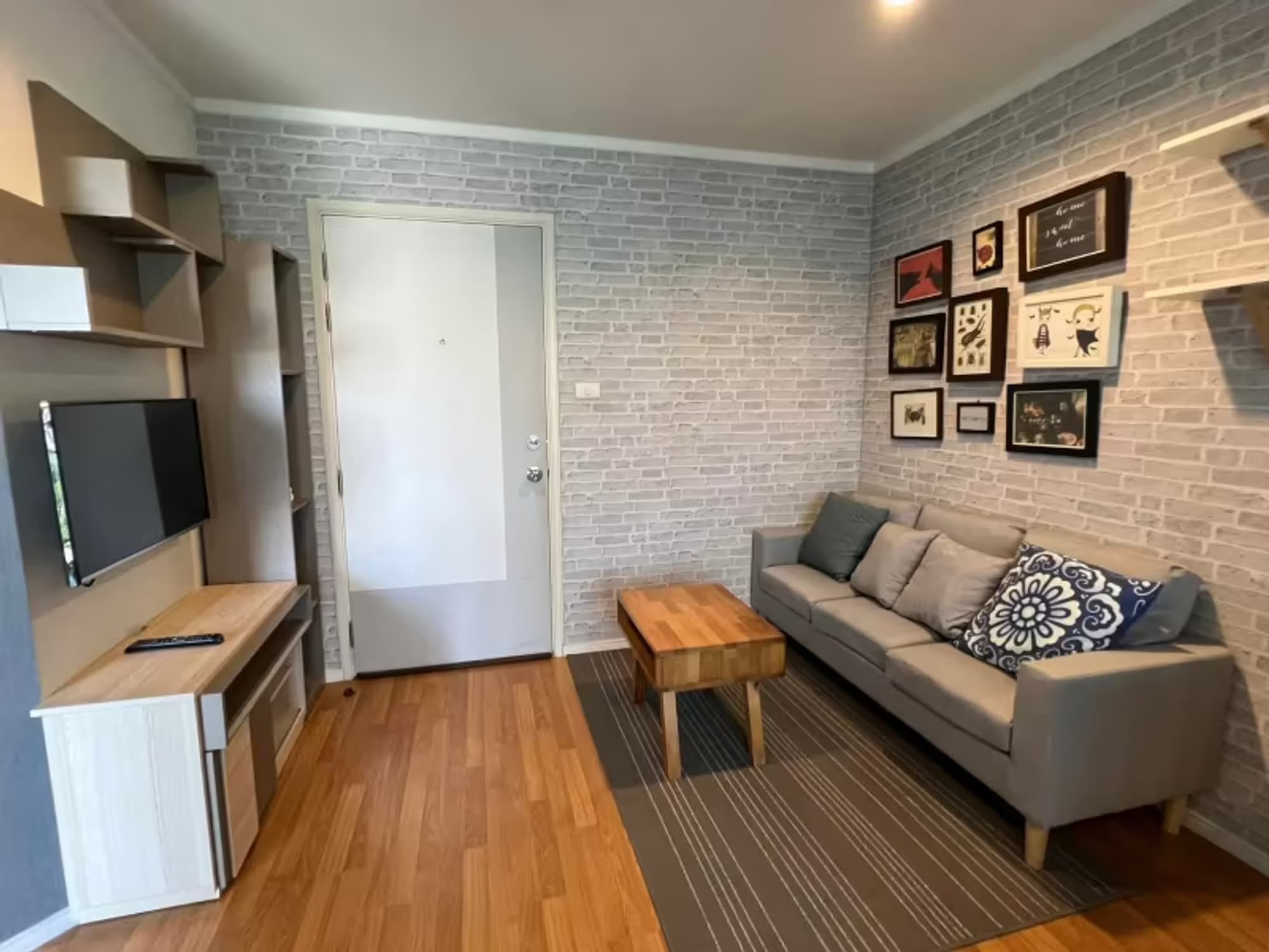 1 Bedroom Condo - Image 5