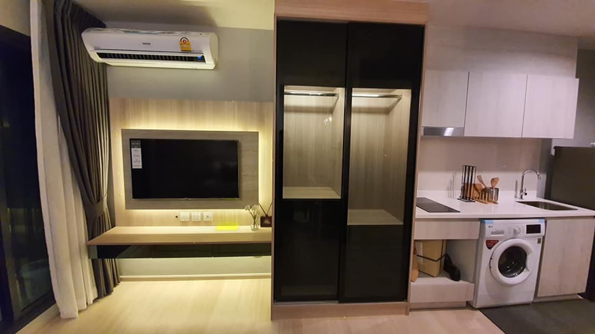 Condo for Rent at Life One Wireless - Image 3