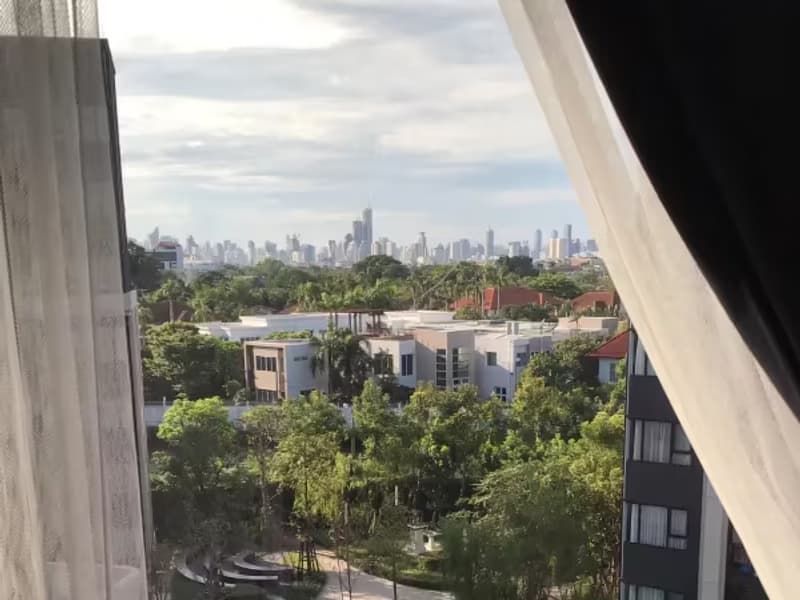 1 Bedroom Condo