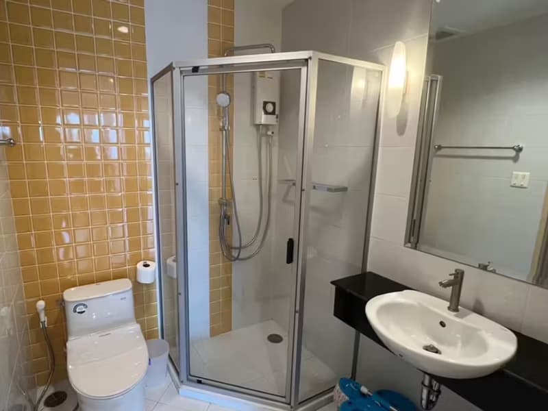Condo for Rent at Citismart Sukhumvit 18 Condominium