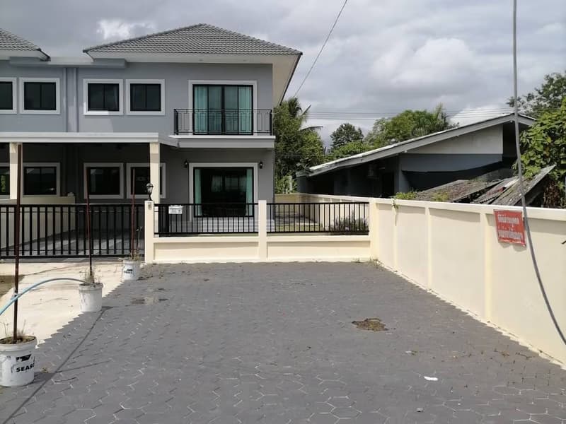 3 Bed House for Rent and Sale in San Sai