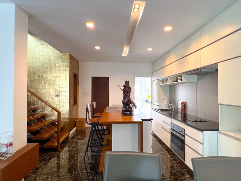 3 Bed House for Rent and Sale in Saraphi