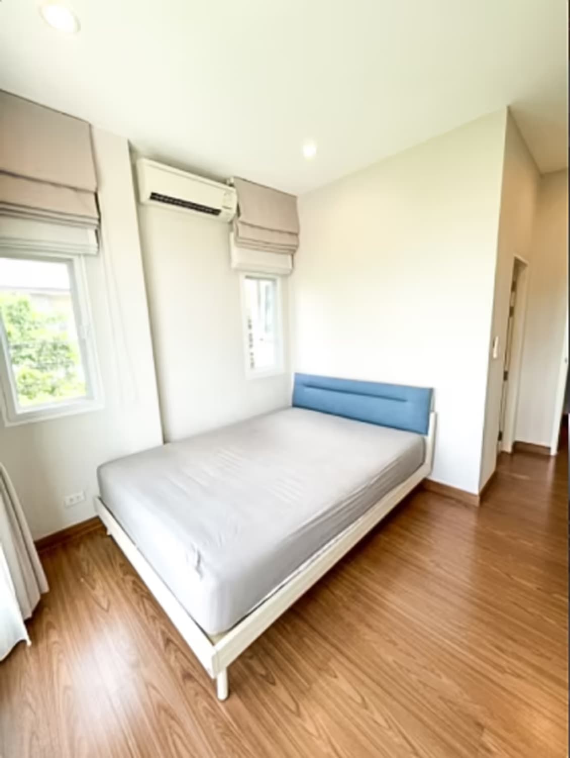 3 Bedroom House for Rent - Image 20