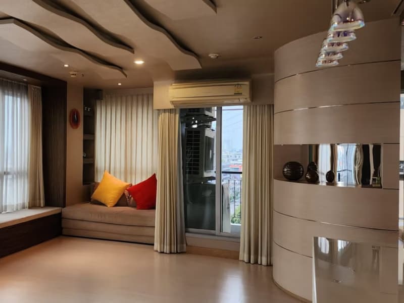 1 Bed Condo for Sale in Huai Khwang