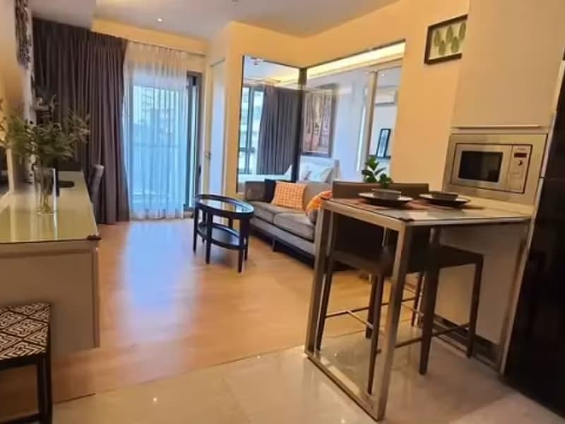 1 Bedroom Condo