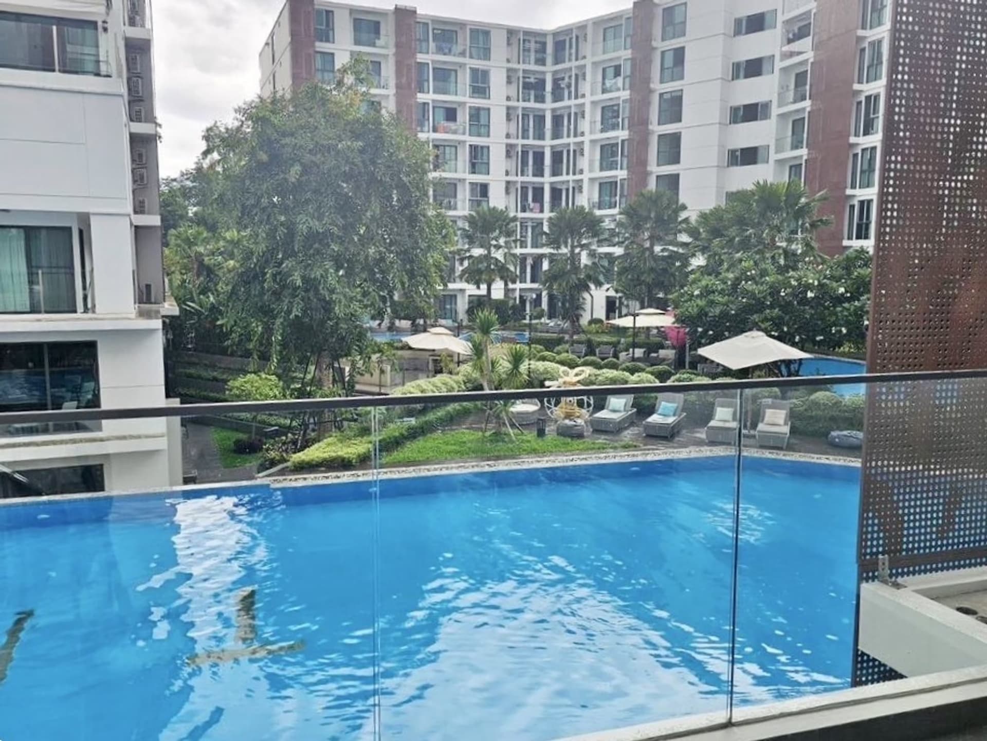 2 Bed Condo for Rent in San Sai - Image 5