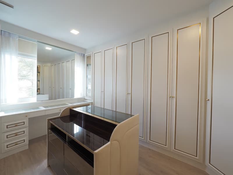 4 Bed House for Rent in Bang Phli