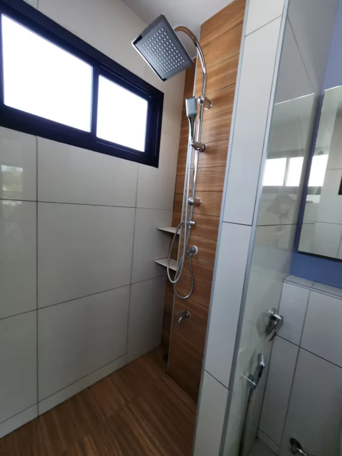 4 Bedroom House - Image 10