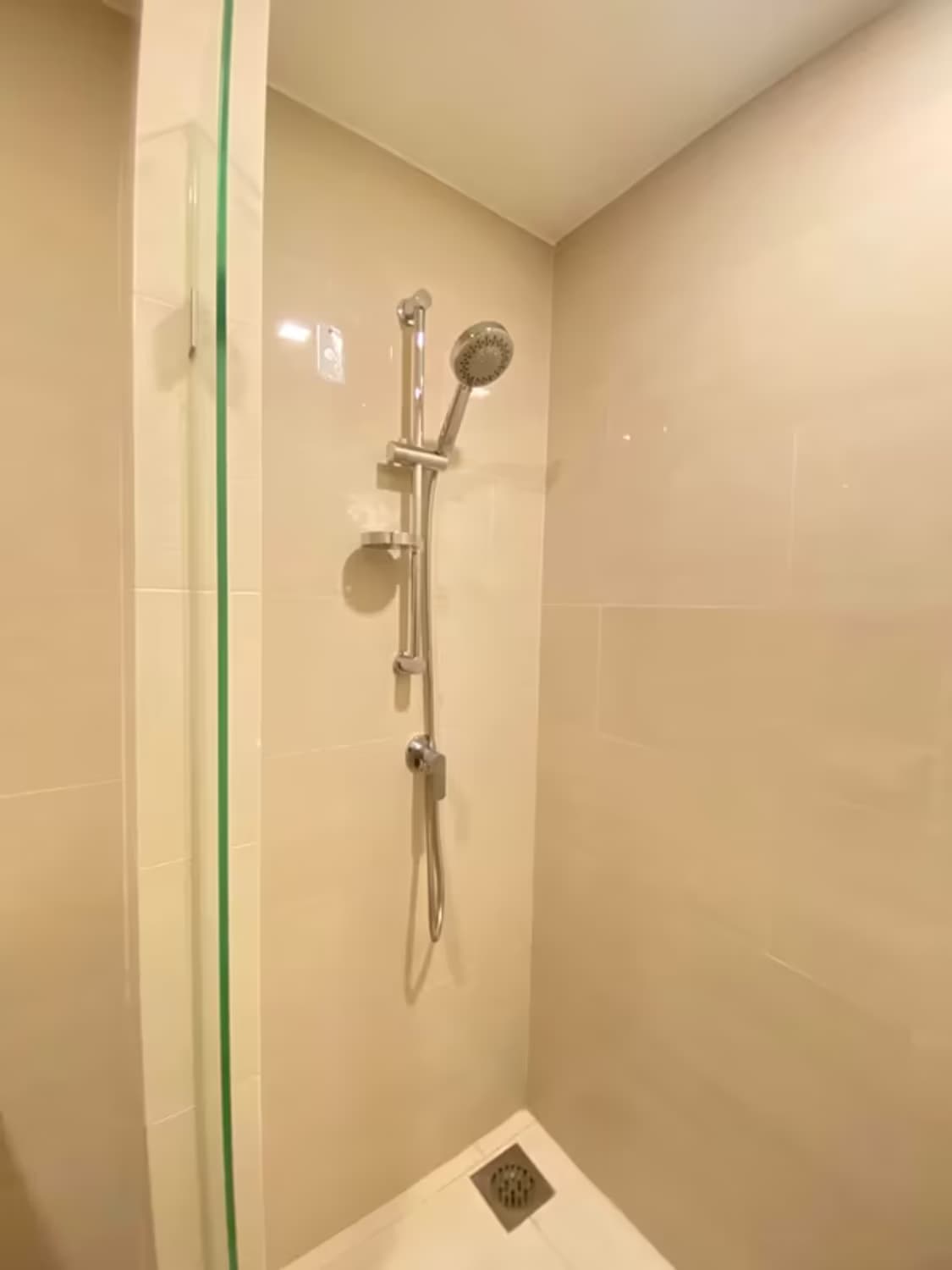  - Image 3