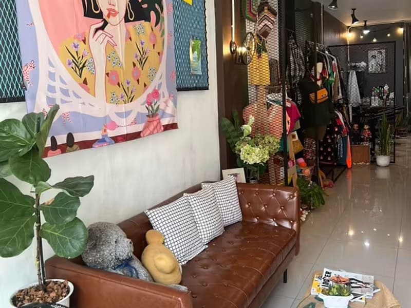 3 Bedroom Commercial