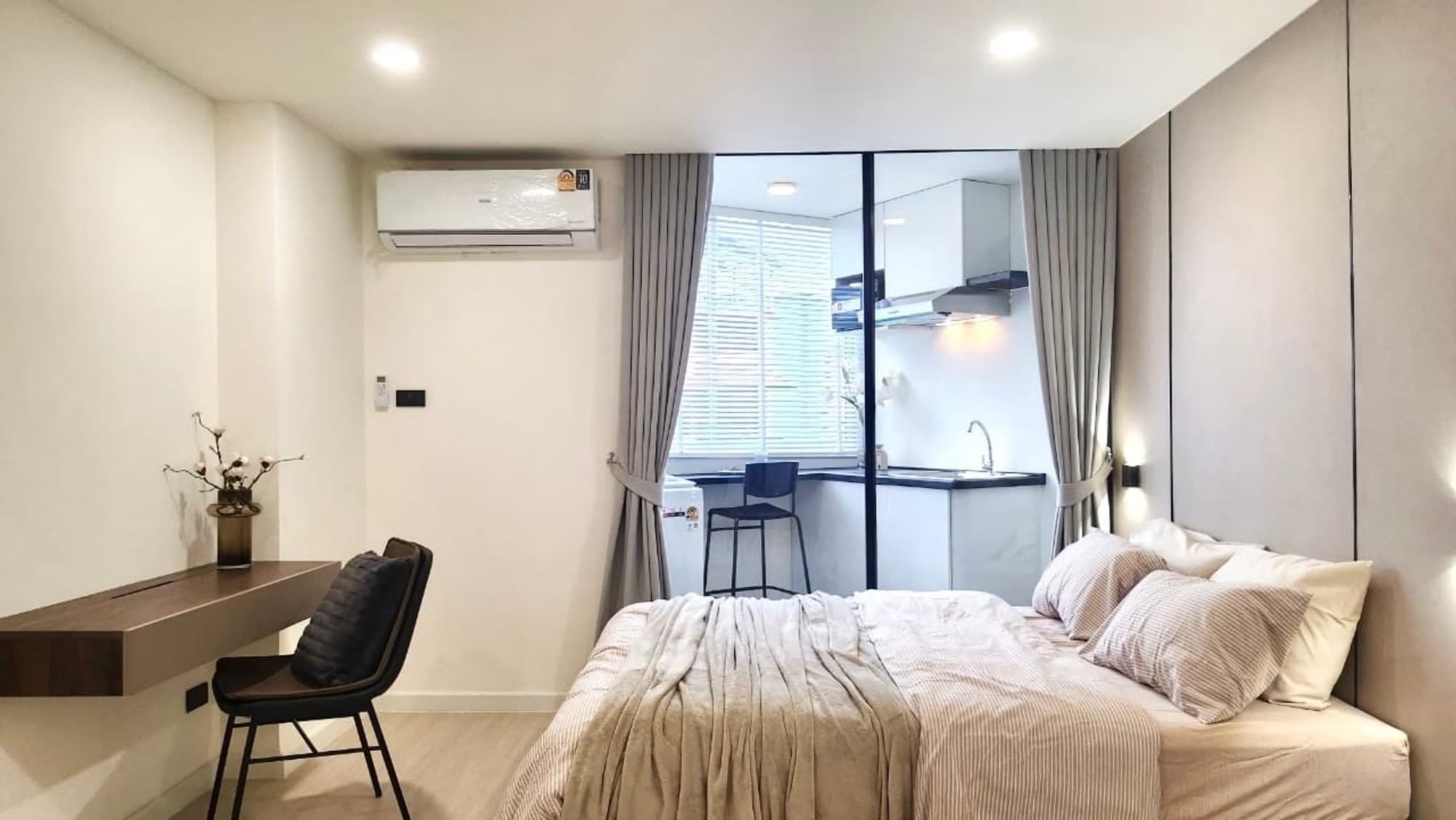 Condo for Sale at JC Hill Place   - Image 3