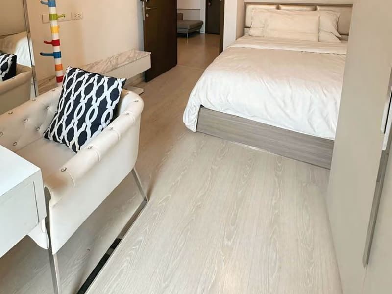 1 Bed Condo for Rent and Sale in Sathon