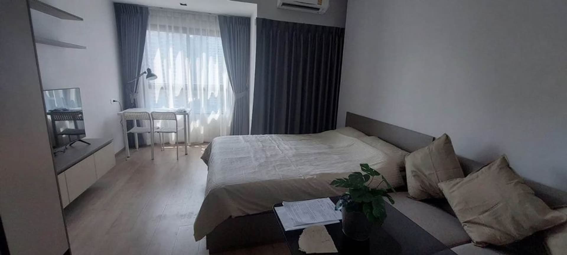 1 Bedroom CondoCondo for Rent at Ideo Rama 9 - Asoke  - Image 1