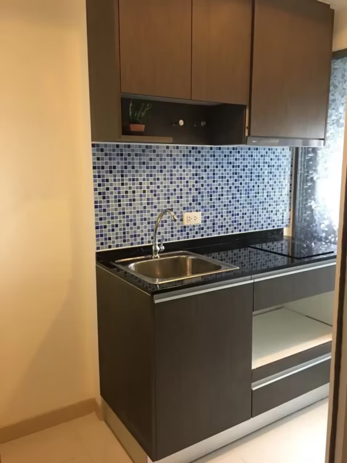 1 Bedroom Condo - Image 11