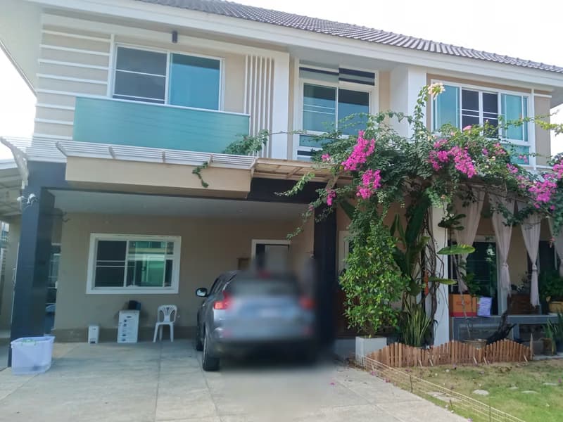 5 Bed House for Sale in Saraphi