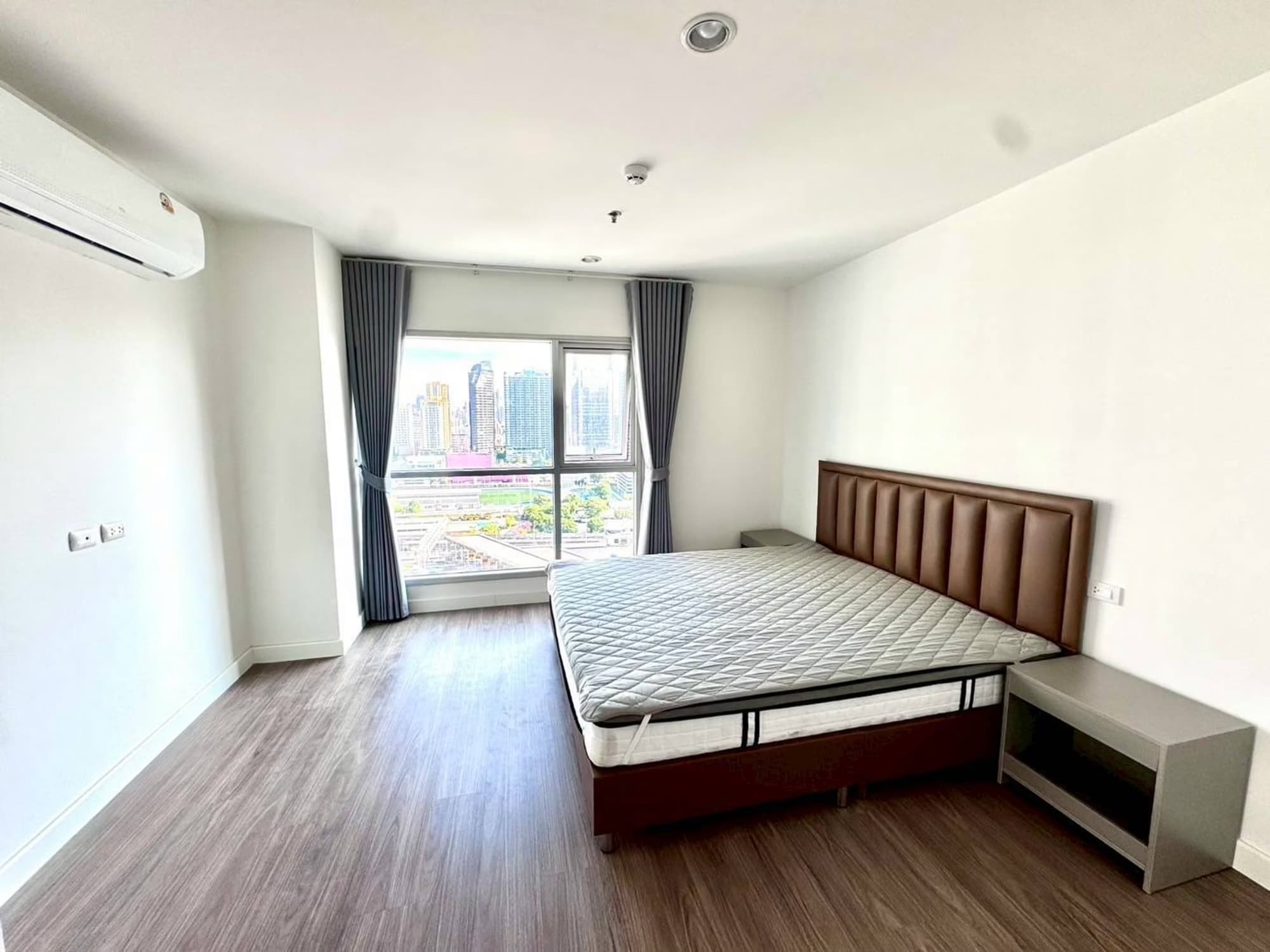 2 卧室 公寓 用于 出租 在 Huai Khwang - Image 8