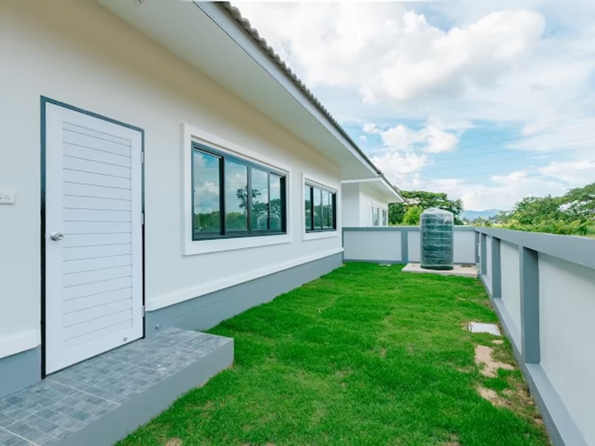 3 Bedroom House - Image 14