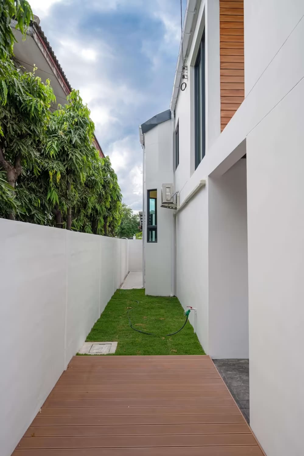 Nordic Vine House - Image 11