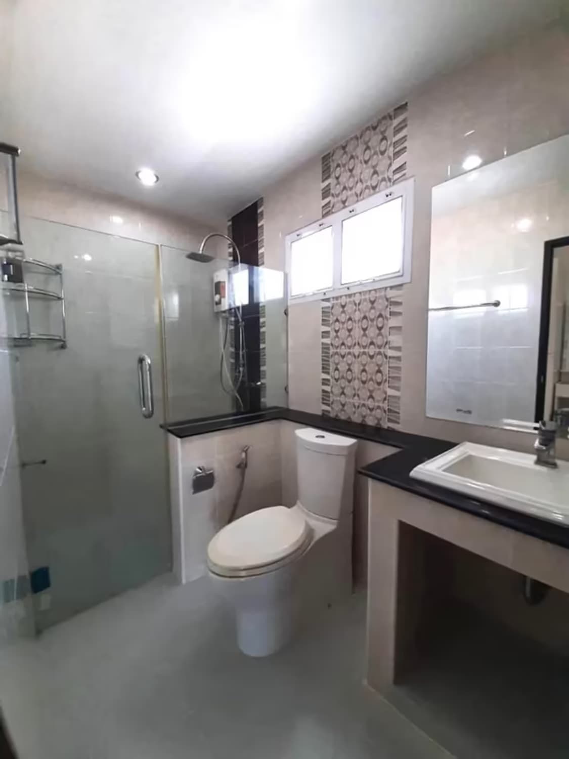 3 Bedroom House - Image 5