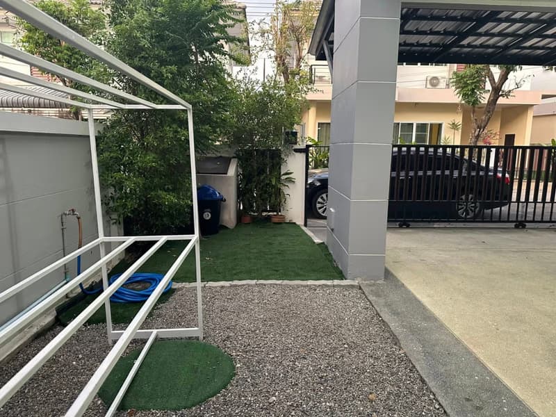 3 Bed House for Rent in Saraphi