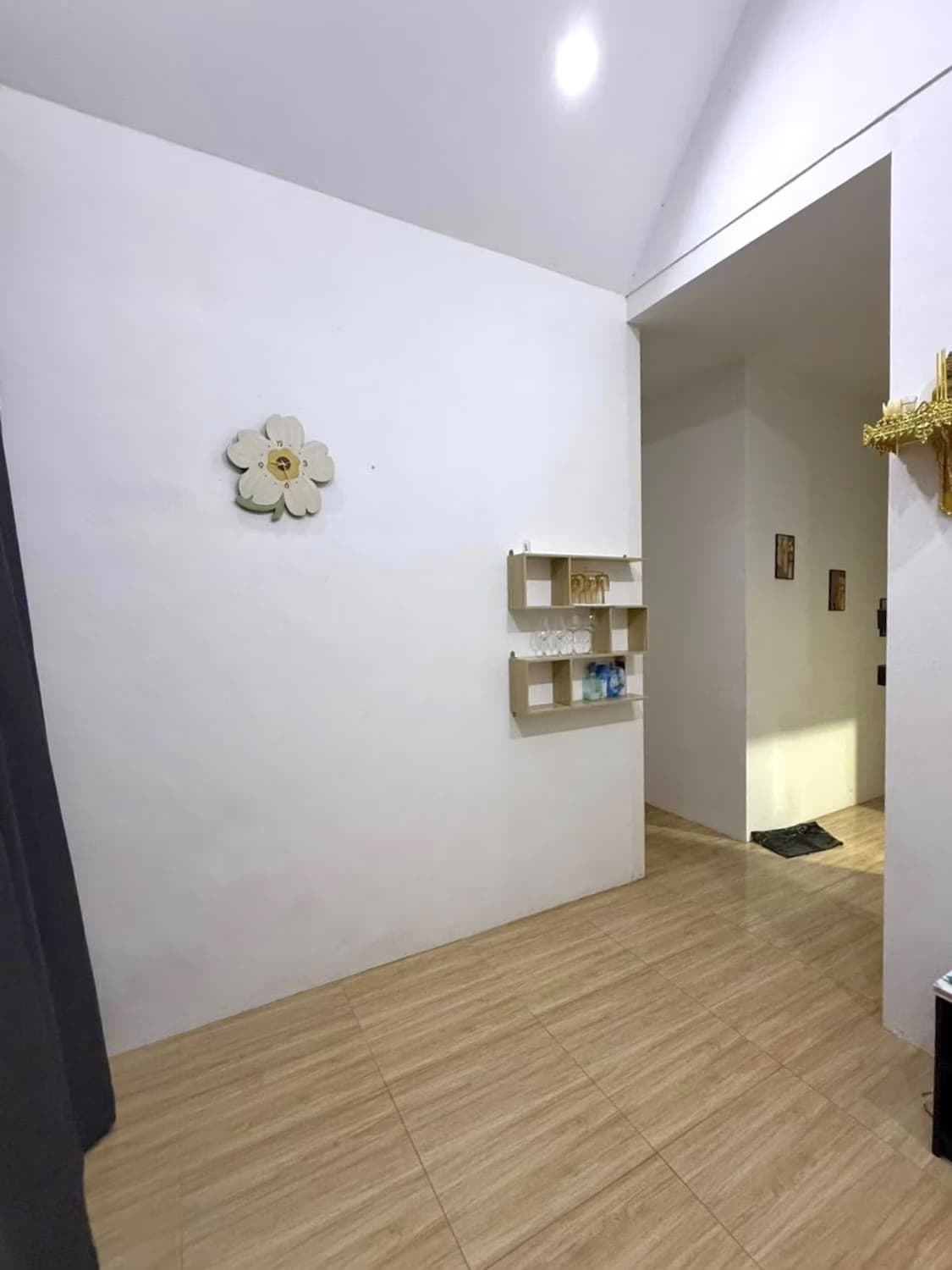 4 Bed House for Rent in San Pa Tong District - Image 4