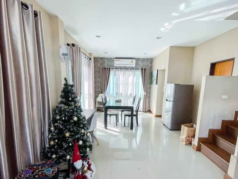 3 Bed House for Rent in Saraphi