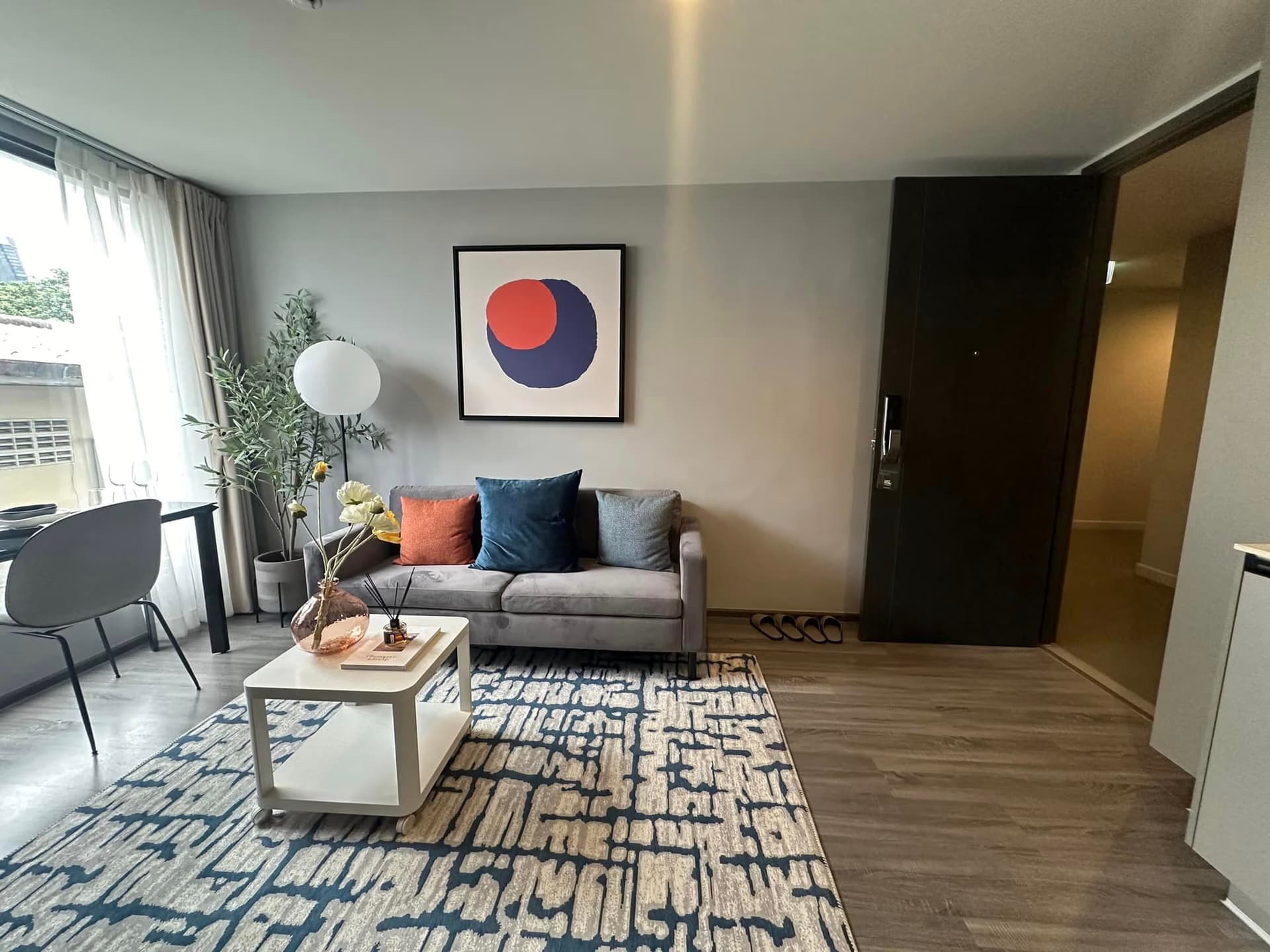 1 ห้องนอน Condo สำหรับ จำหน่าย ใกล้ Ekkamai BTS - Image 2