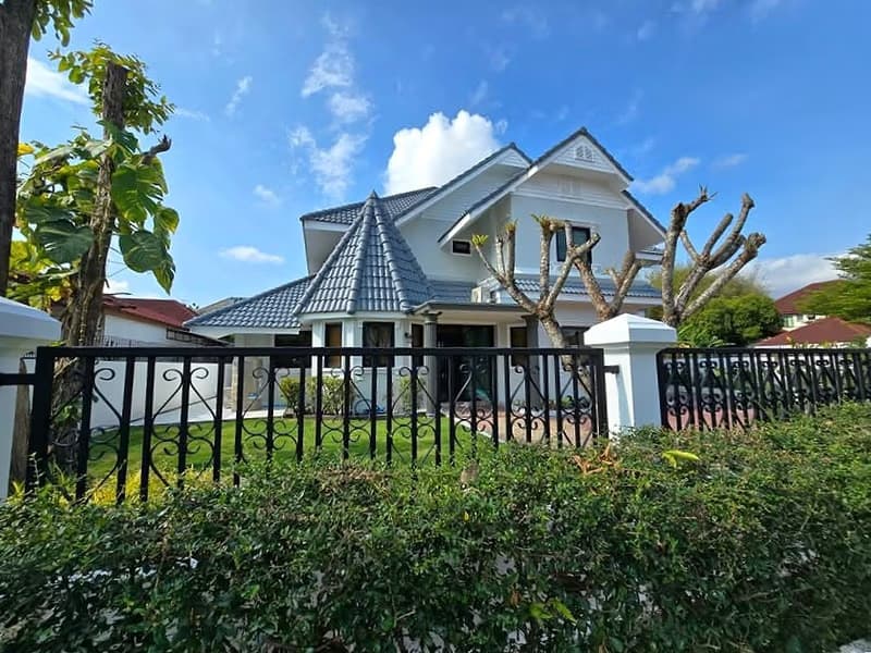 5 Bed House for Sale in Mueang Chiang Mai District
